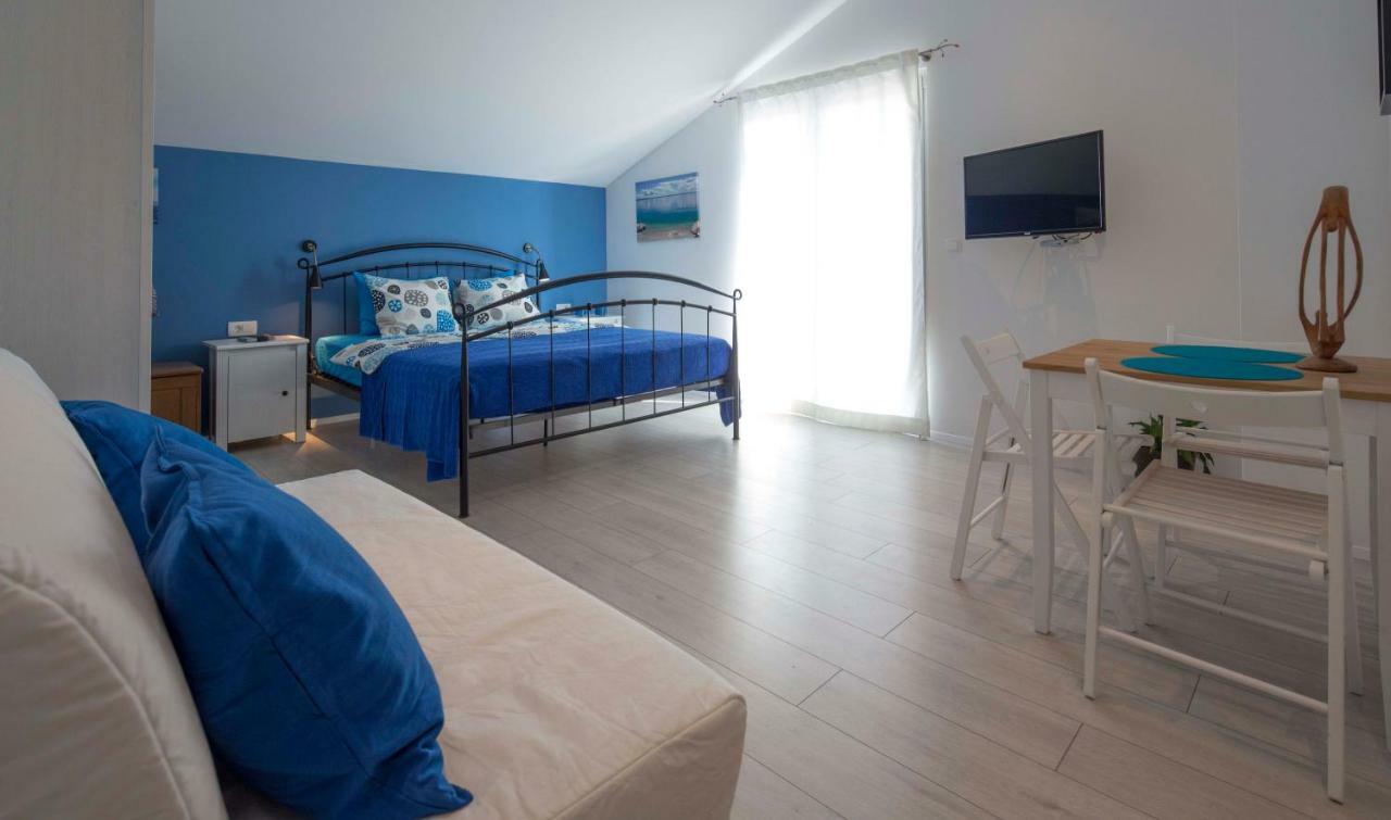 Apartments Denis Makarska Kültér fotó